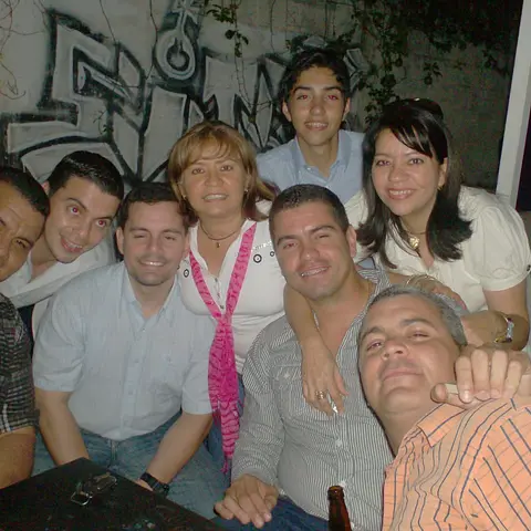 En Familia